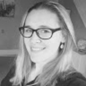 Meet your Posher, Holley